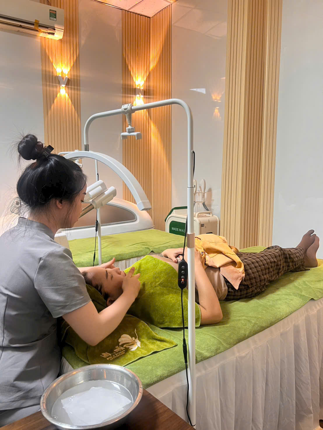 spa làm đẹp mỏ cày